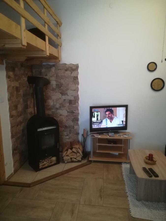 Apartman Pod Vezi I Ceska Kamenice Exterior photo